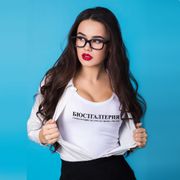 Футболка Willmoda с принтом Бю