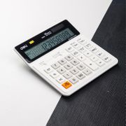 Калькулятор Deli М01010