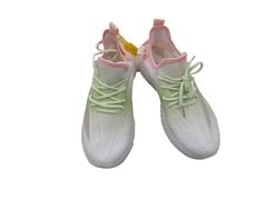 Krossovkalar YEEZY Y3713