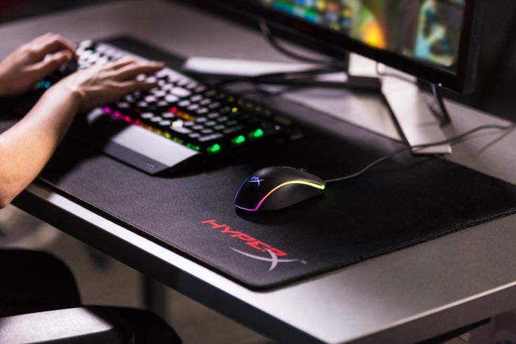 Игровая компьютерная мышь HyperX Pulsefire Surge RGB, O'zbekistonda