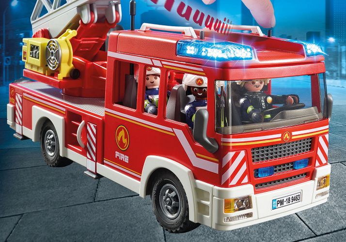 Игровой набор Playmobil - Пожарная машина с лестницей, фото