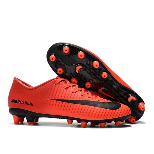 Футбольные бутсы Mercurial