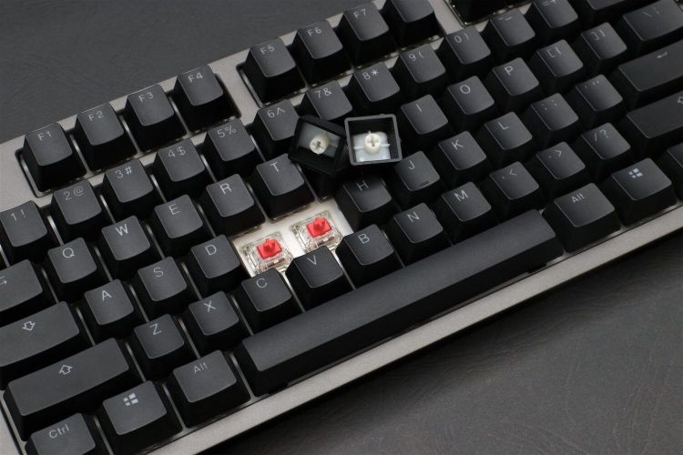 O'yin klaviaturasi Ducky Shine 7 Cherry Red Grey-Black, foto