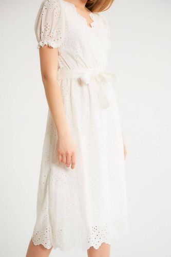 Женское Платье Robin С Поясом И Цветочной Вышивкой M34872, купить недорого
