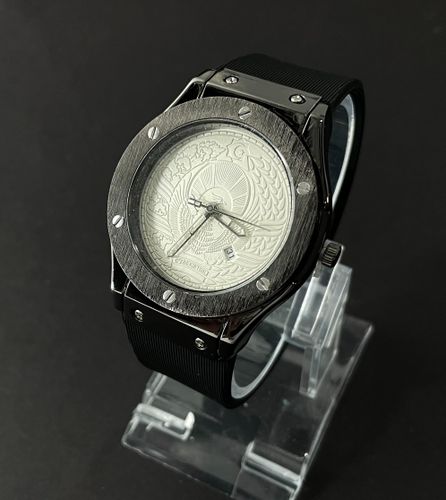 Часы кварцевые HUBLOT Гербовые 23346 Replica