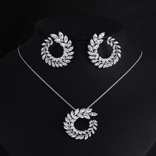 Комплект Azari Jewelry из колье и серёг, Серебристый