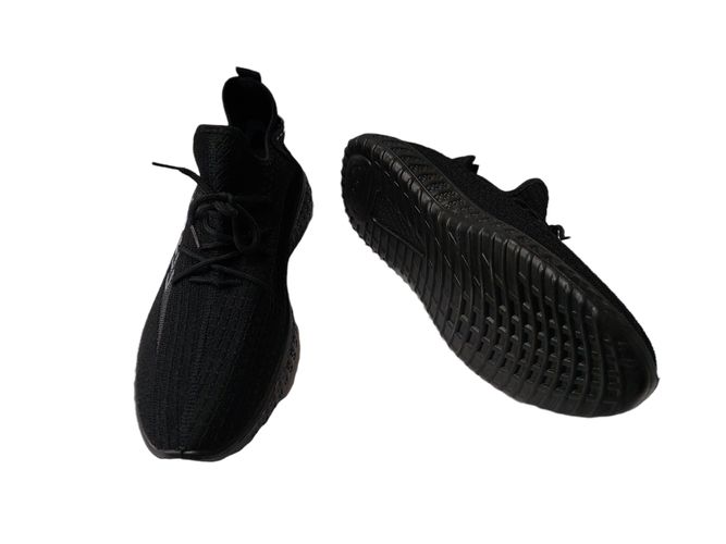 Krossovkalar YEEZY Y9597