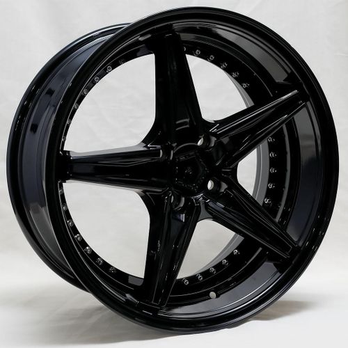 Formulaplus diskalar R18, H1022, 8*100*114.3, Matt black, Malibu, купить недорого