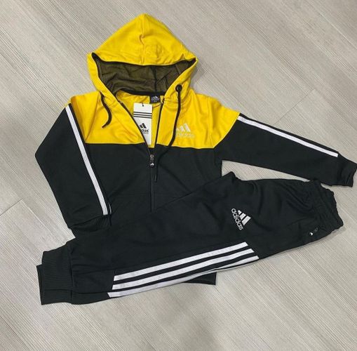 Kostyum Adidas 1389, Black-Yellow