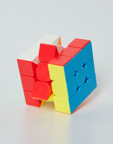 Rubik kubigi MoYu 3X3, в Узбекистане