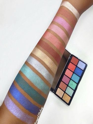 Палетка теней для век Fanatic Eyeshadow Palette GES417 Wanderlust, купить недорого