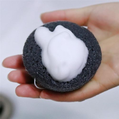 Yuvish uchun sponj IZEZE Charcoal Konjac Cleansing Puff, купить недорого