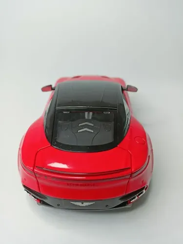 Машинка игрушка Aston Martin, Красный, фото