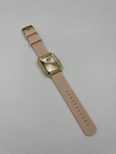 Soat Apple Watch stilida W028, Qaymoq rang, в Узбекистане