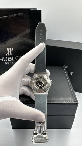 Erkaklar soati Hublot 206, kumushrang