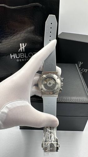 Мужские часы Hublot 205, Серебренный, 225000000 UZS