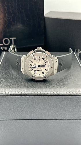 Erkaklar soati Hublot 209, Qora