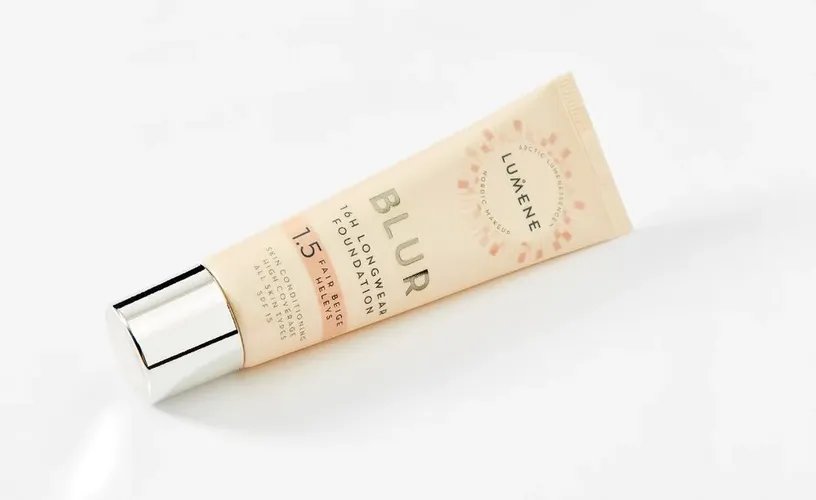 Тональный крем для лица Lumene Blur 16H Longwear Foundation SPF15, №-1.5-Fair Beige, 30 мл, купить недорого