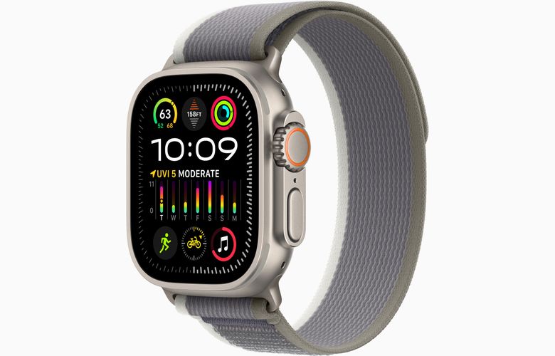 Часы Apple Watch Ultra 2, Titanium Green/Gray Trail Loop, 49 mm, Titanium Green